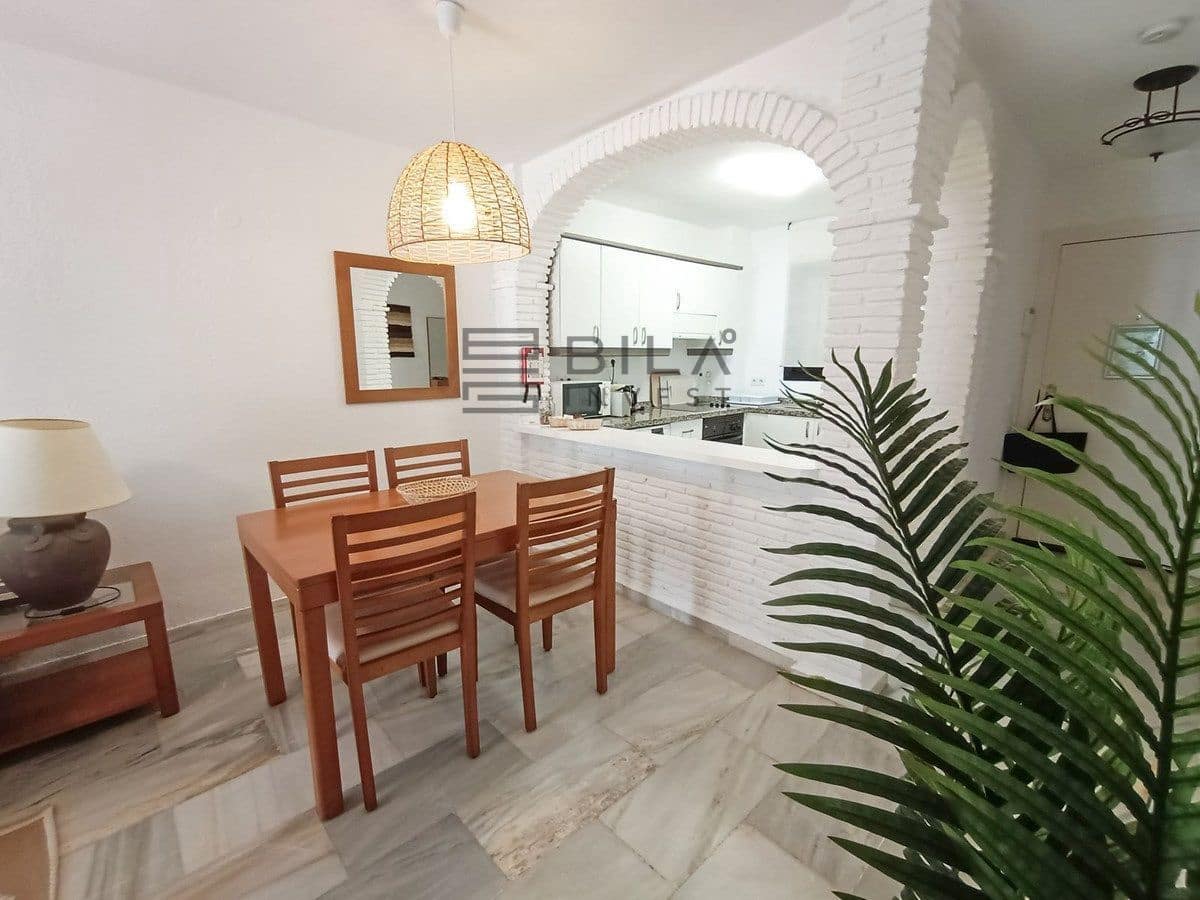 2 slaapkamer Flat te koop in Calahonda met zwembad - € 280.000 (Ref: 9823962)