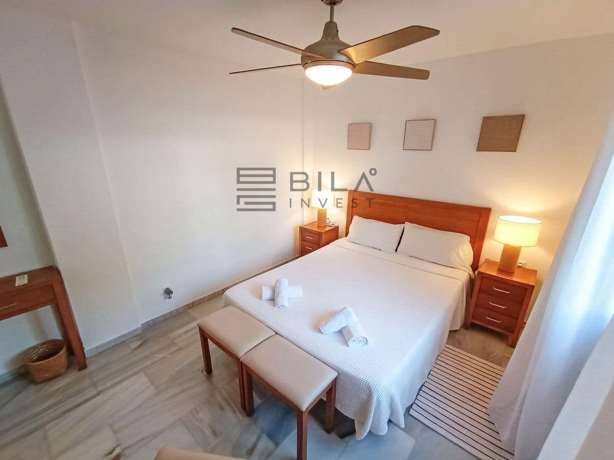 2 slaapkamer Flat te koop in Calahonda met zwembad - € 280.000 (Ref: 9823962)