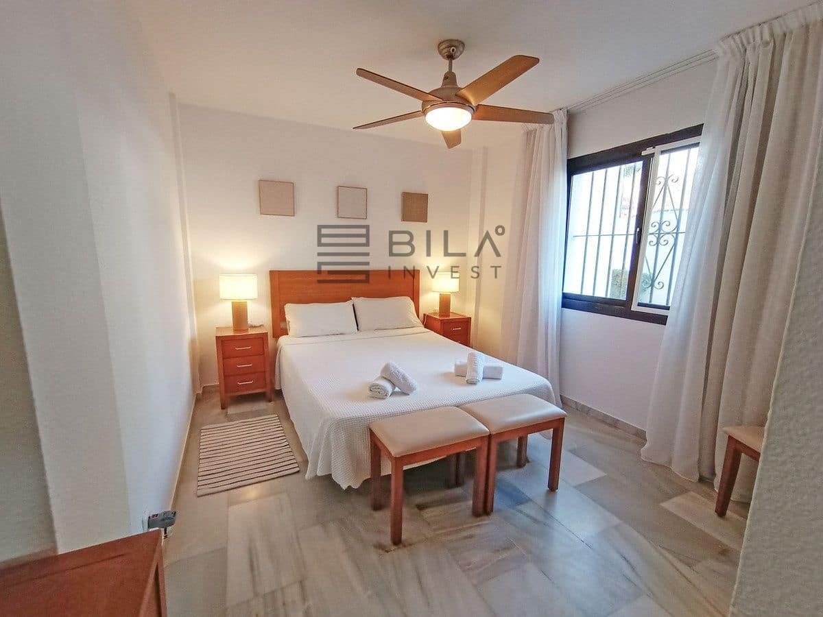 2 slaapkamer Flat te koop in Calahonda met zwembad - € 280.000 (Ref: 9823962)