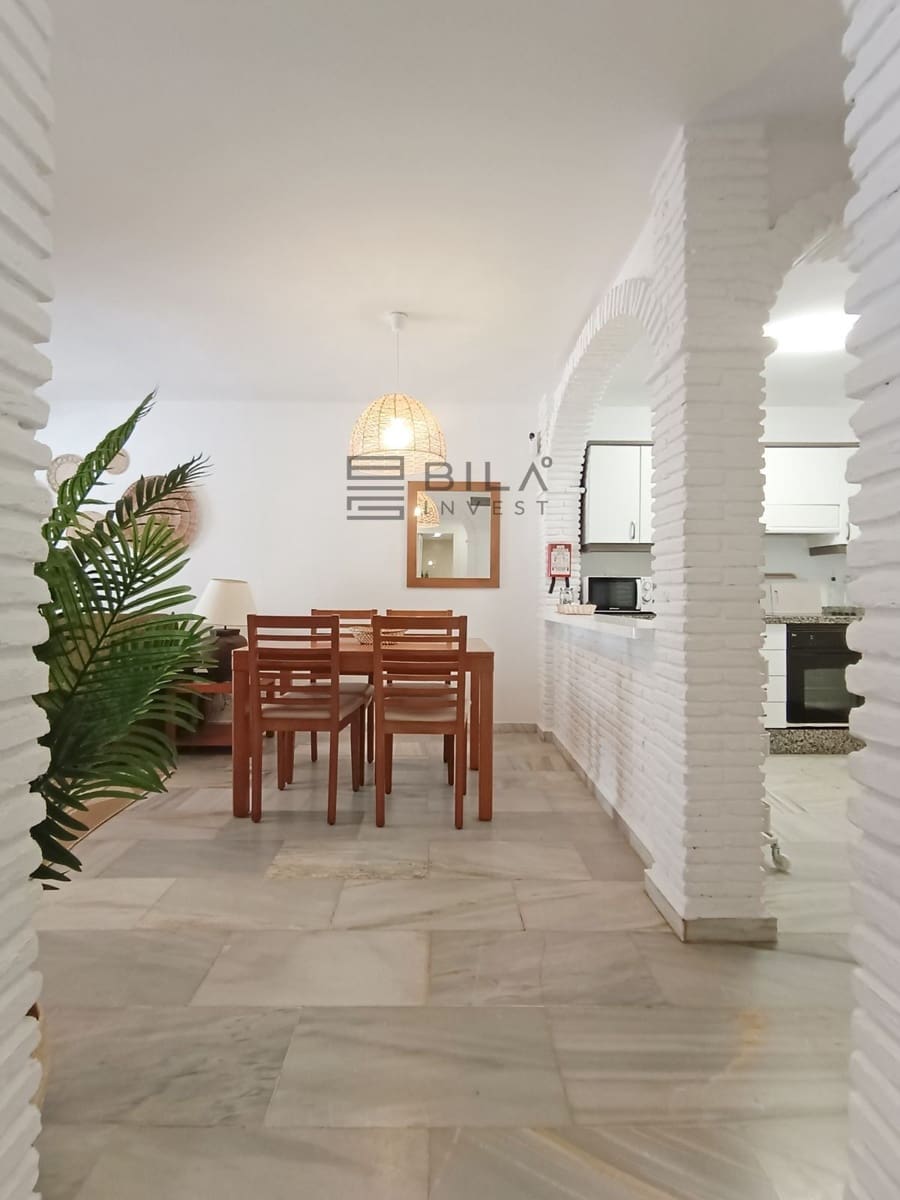 2 slaapkamer Flat te koop in Calahonda met zwembad - € 280.000 (Ref: 9823962)