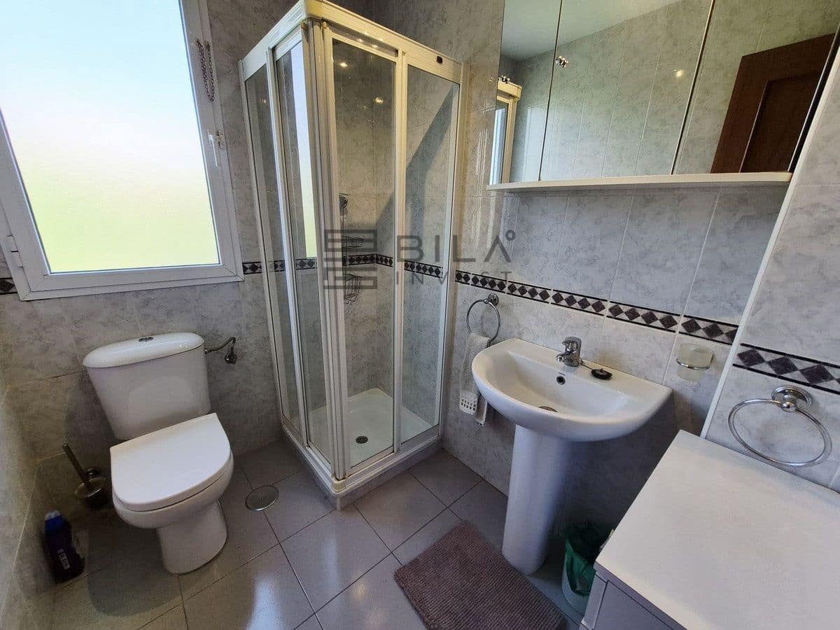 2 slaapkamer Flat te koop in Riviera del Sol met zwembad garage - € 280.000 (Ref: 9824239)