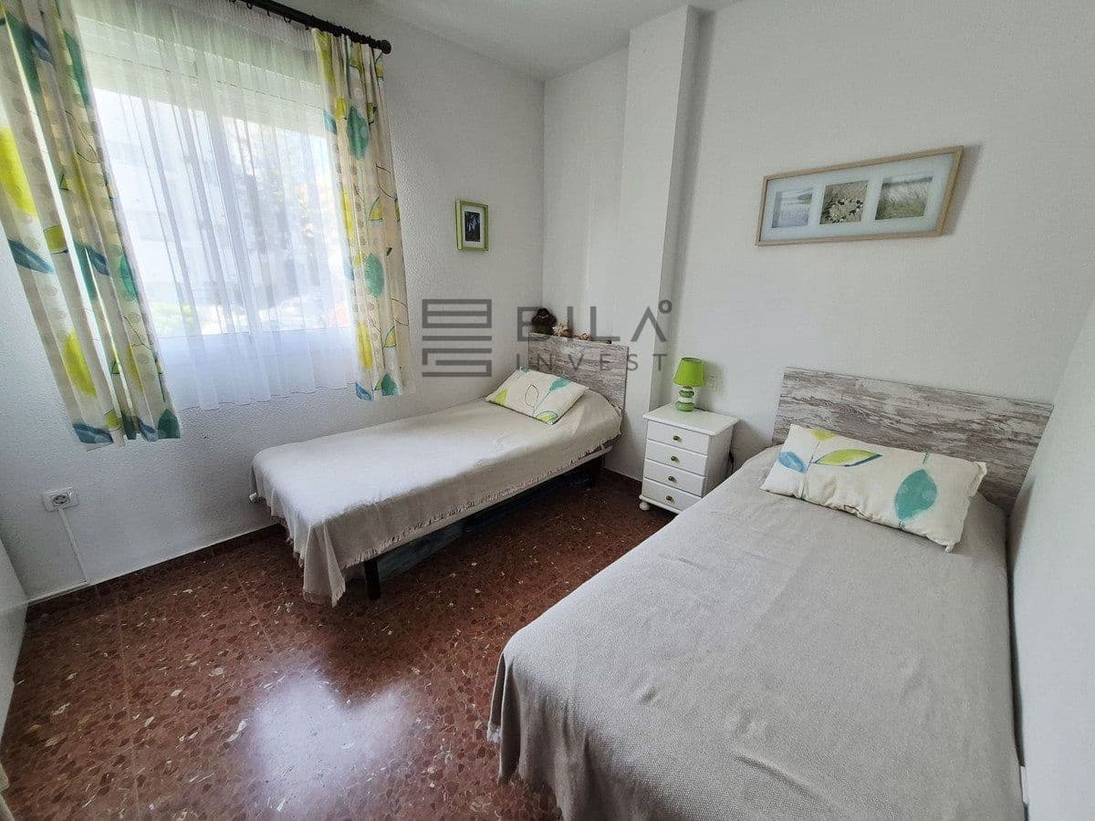 2 slaapkamer Flat te koop in Riviera del Sol met zwembad garage - € 280.000 (Ref: 9824239)
