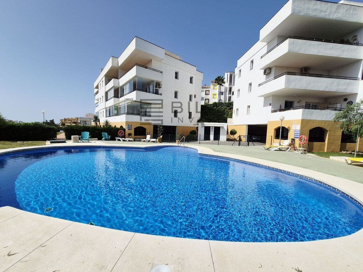2 slaapkamer Flat te koop in Riviera del Sol met zwembad garage - € 280.000 (Ref: 9824239)