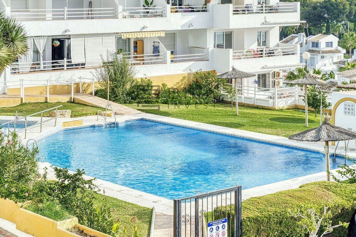 2 chambre Penthouse à vendre à Riviera del Sol avec piscine - 315 000 € (Ref: 9824242)
