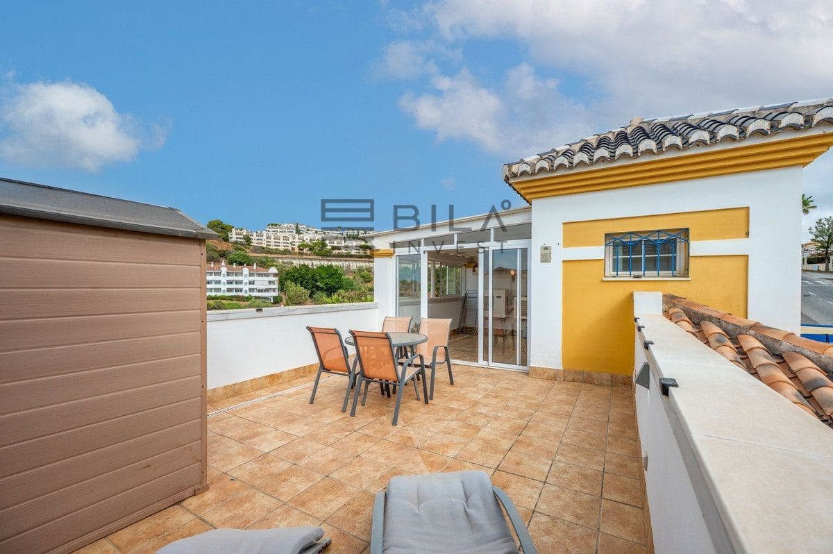 3 slaapkamer Huis te koop in Calahonda met zwembad - € 699.950 (Ref: 9824243)