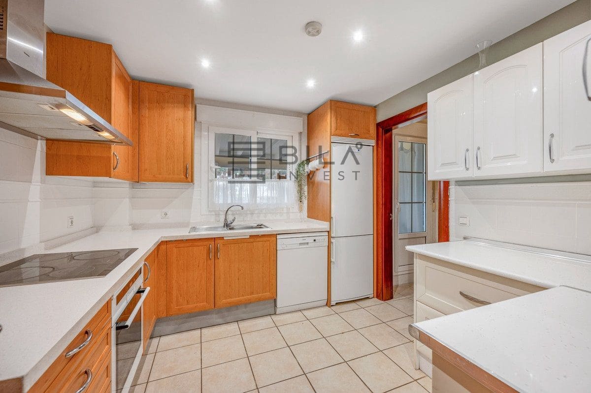 3 slaapkamer Huis te koop in Calahonda met zwembad - € 699.950 (Ref: 9824243)