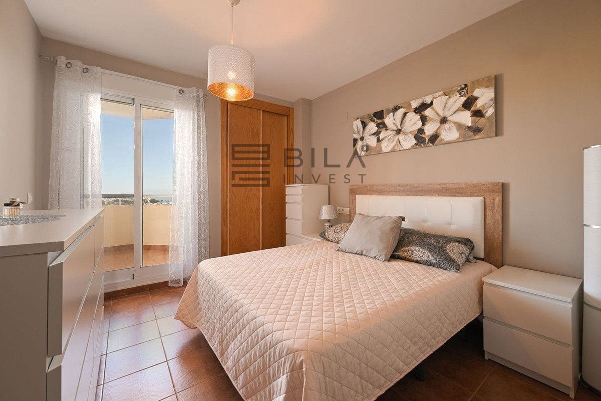 2 slaapkamer Flat te koop in Calahonda met zwembad garage - € 275.000 (Ref: 9826122)