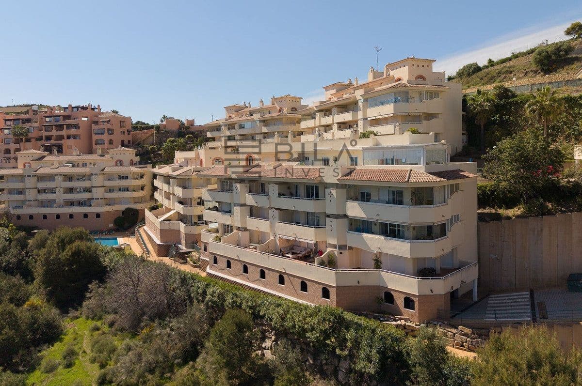 2 slaapkamer Flat te koop in Calahonda met zwembad garage - € 275.000 (Ref: 9826122)