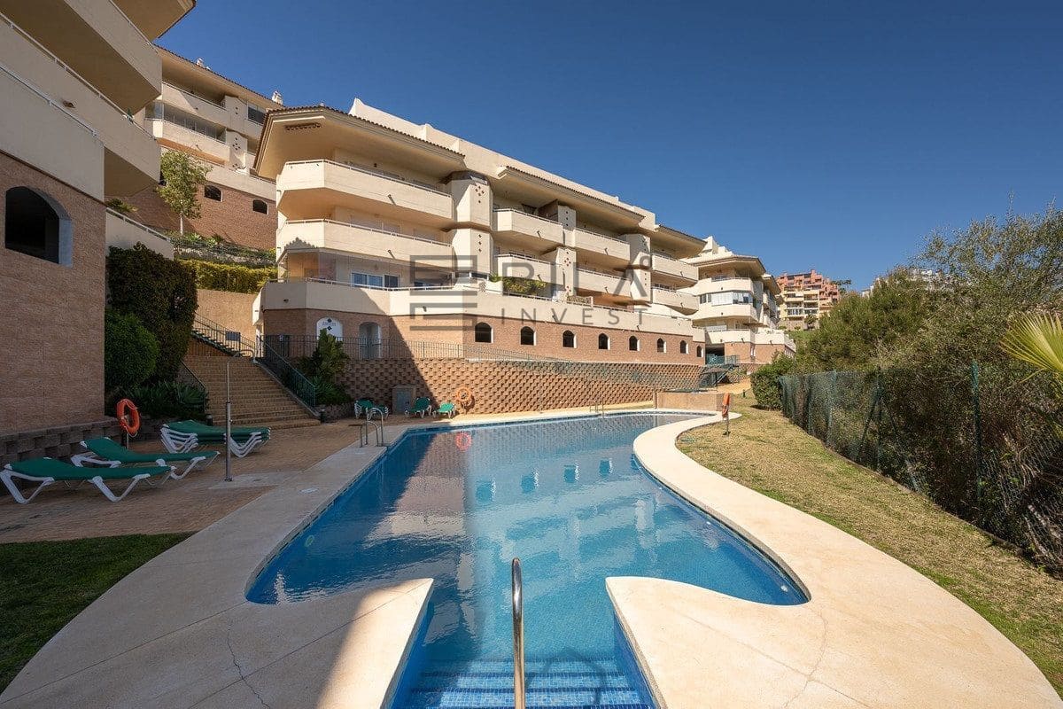 2 slaapkamer Flat te koop in Calahonda met zwembad garage - € 275.000 (Ref: 9826122)