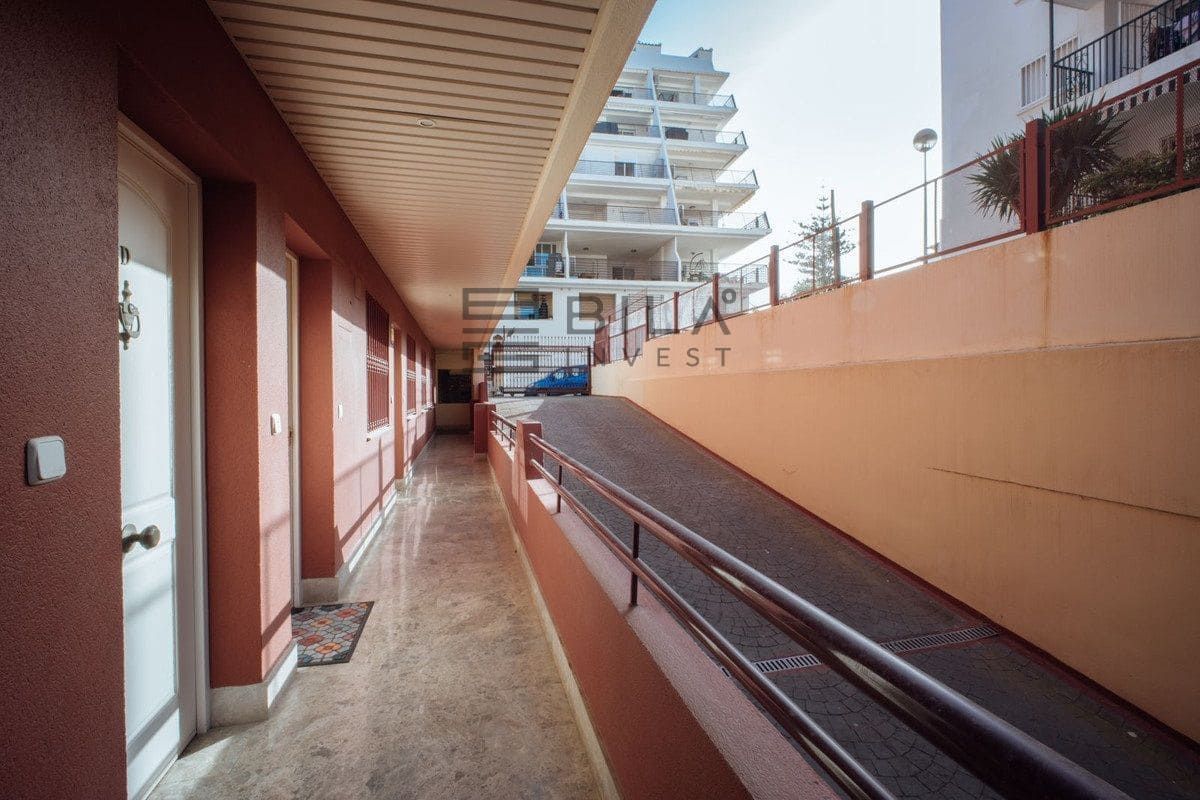 2 soverom Leilighet til salgs i Benalmadena med svømmebasseng garasje - € 450 000 (Ref: 9826128)
