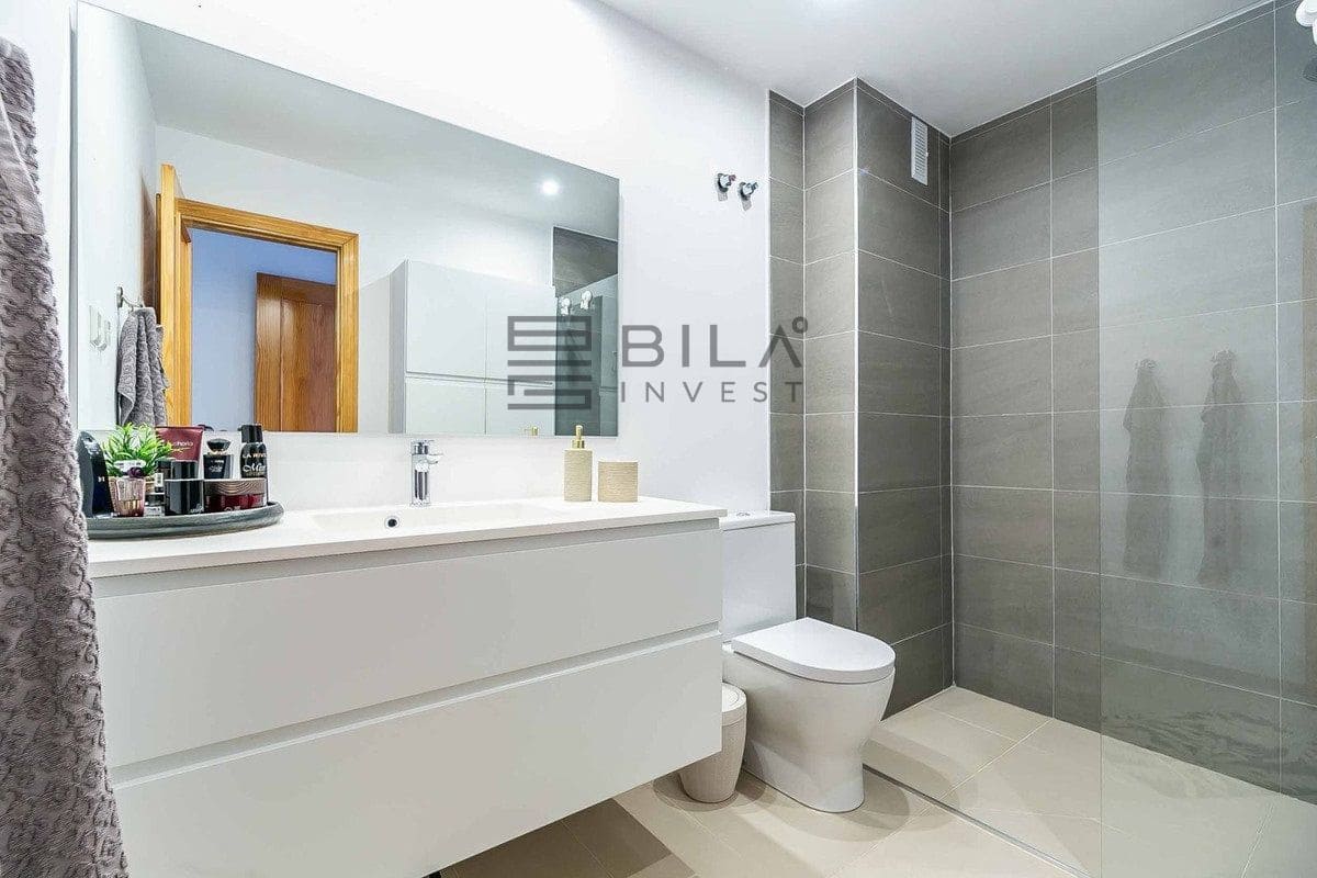 2 slaapkamer Penthouse te koop in Fuengirola met zwembad - € 549.000 (Ref: 9826737)
