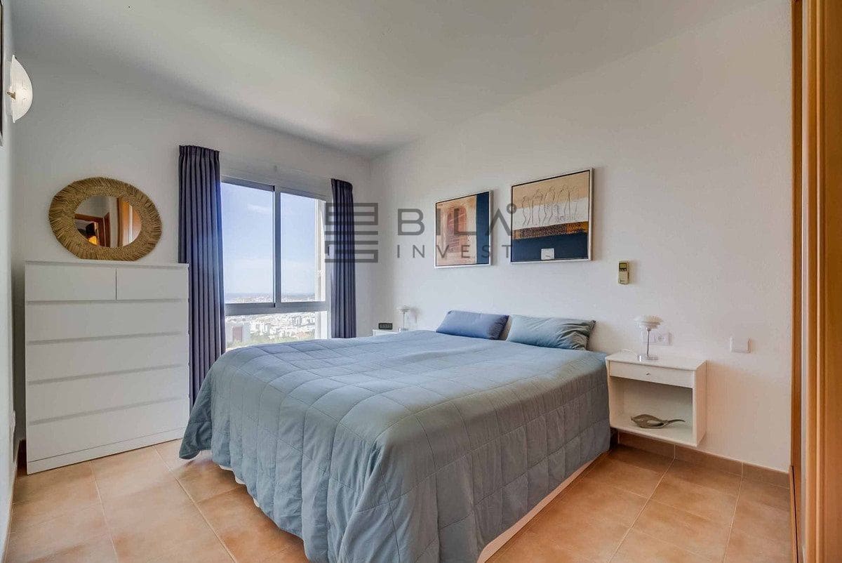 2 slaapkamer Penthouse te koop in Fuengirola met zwembad - € 549.000 (Ref: 9826737)