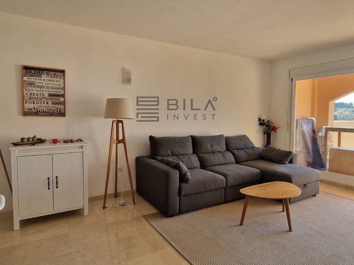2 bedroom Flat for sale in Calahonda with pool garage - € 339,000 (Ref: 9826738)