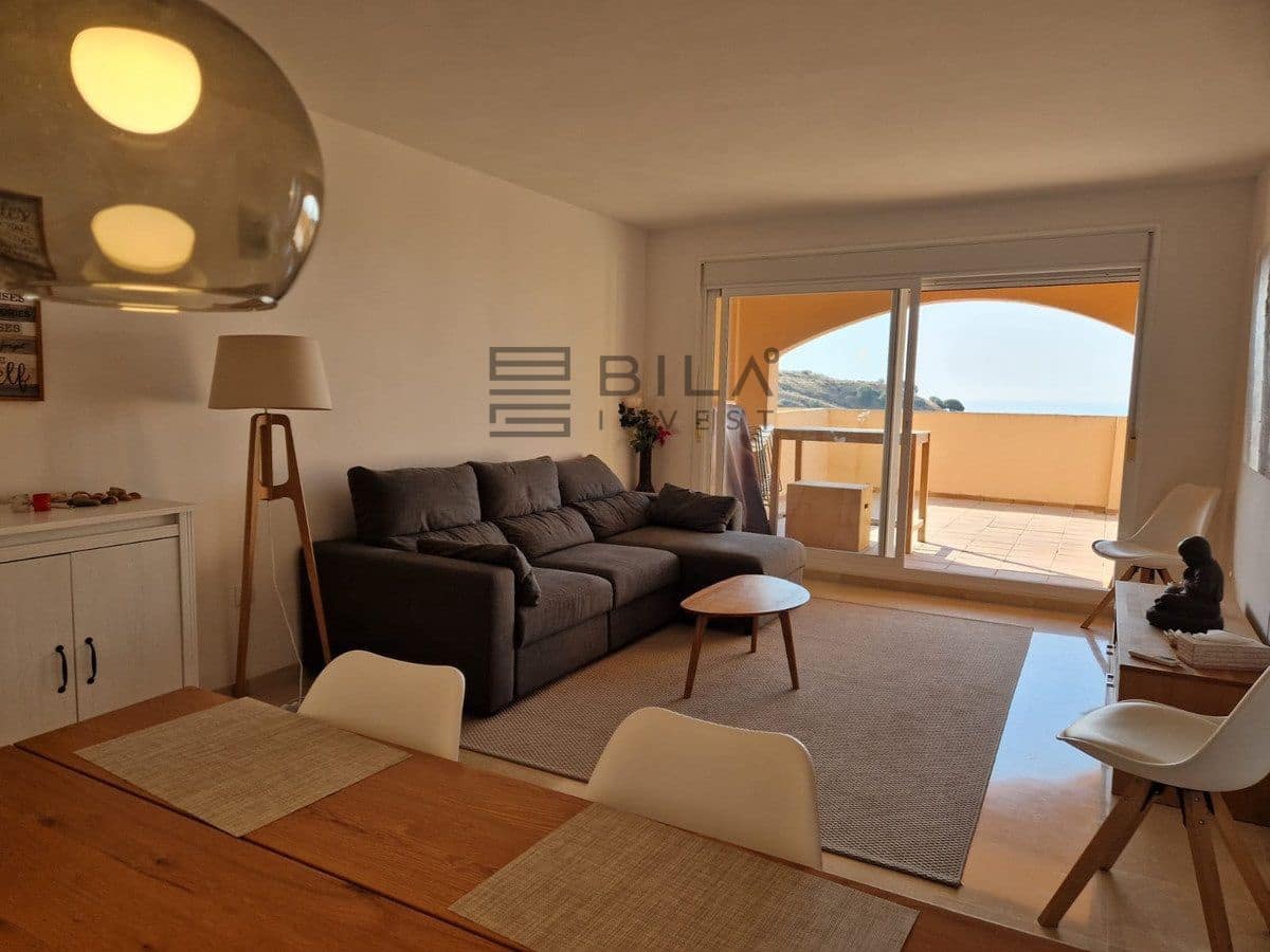 2 bedroom Flat for sale in Calahonda with pool garage - € 339,000 (Ref: 9826738)