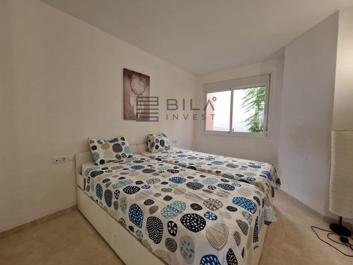 2 bedroom Flat for sale in Calahonda with pool garage - € 339,000 (Ref: 9826738)