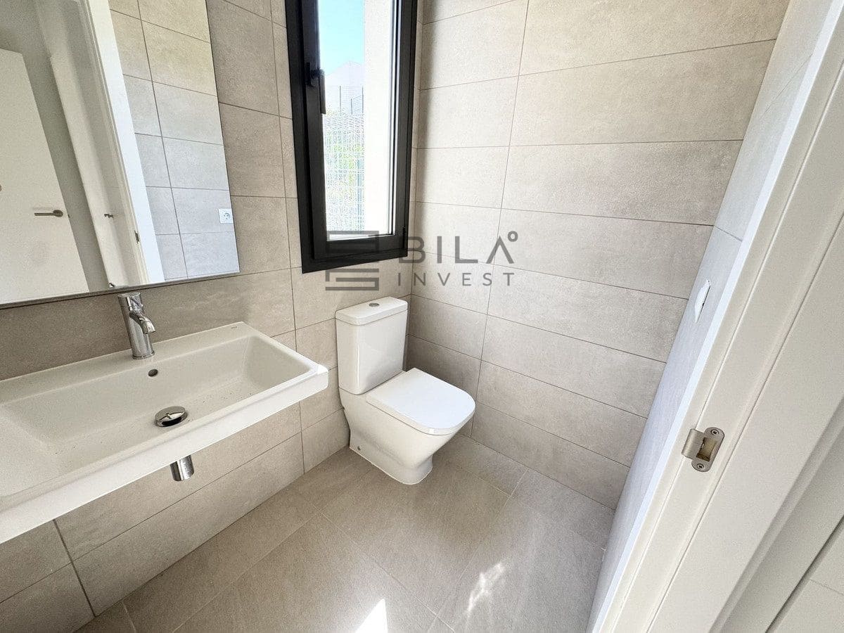 3 quarto Casa em Banda para venda em Riviera del Sol com piscina - 575 000 € (Ref: 9826739)