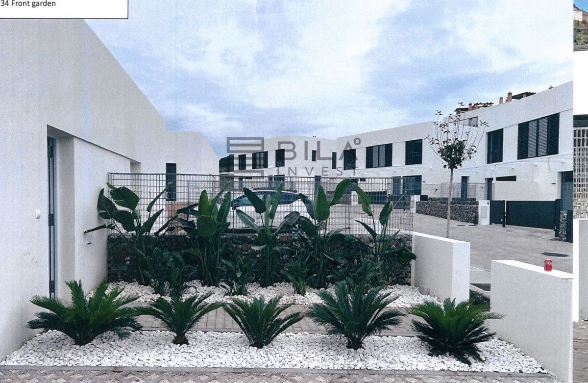 3 quarto Casa em Banda para venda em Riviera del Sol com piscina - 575 000 € (Ref: 9826739)