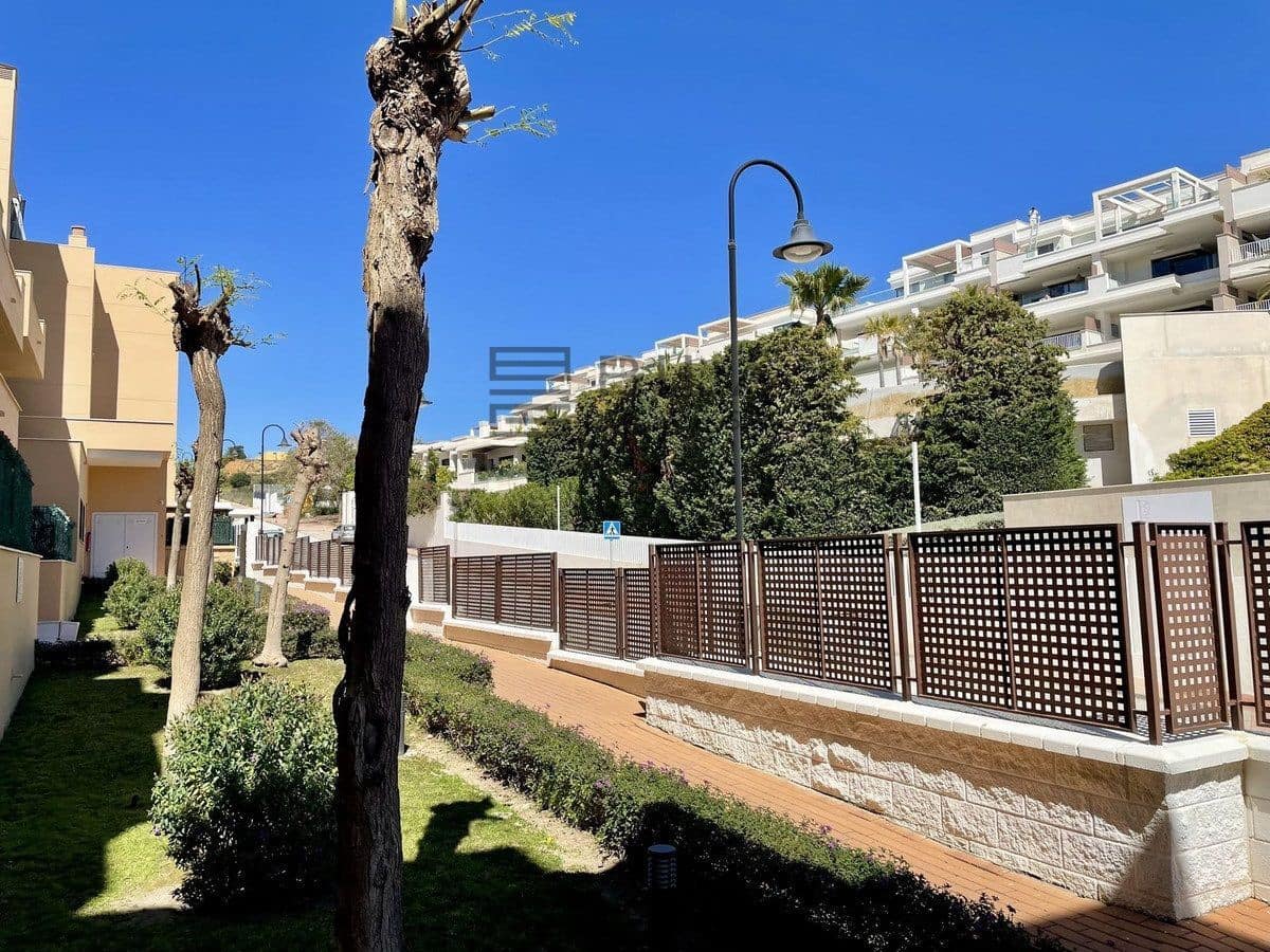 2 soverom Leilighet til salgs i La Cala de Mijas med svømmebasseng garasje - € 398 000 (Ref: 9828208)