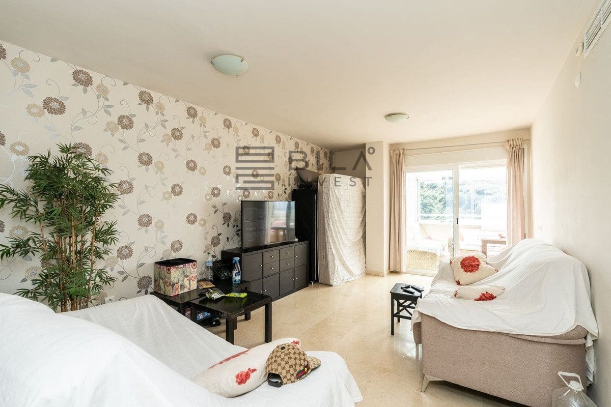 2 slaapkamer Penthouse te koop in Calahonda met zwembad - € 395.000 (Ref: 9828209)