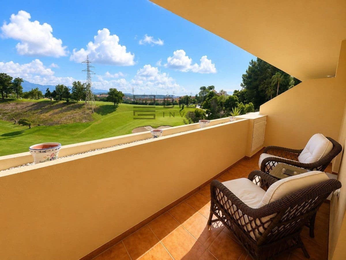 2 slaapkamer Flat te koop in Riviera del Sol met zwembad garage - € 338.000 (Ref: 9828210)