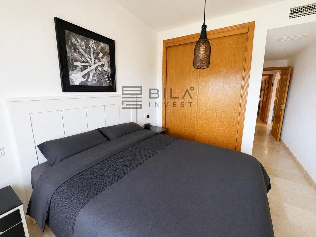 2 slaapkamer Flat te koop in Riviera del Sol met zwembad garage - € 338.000 (Ref: 9828210)