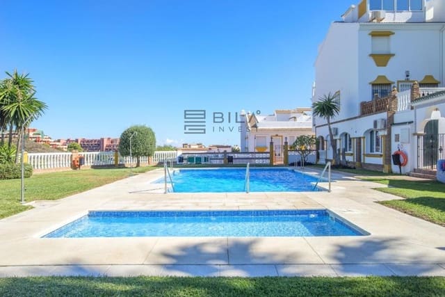 Piso de 2 habitaciones en Benalmadena Costa, Benalmádena en venta con piscina garaje - 450.000 € (Ref: 9828213)
