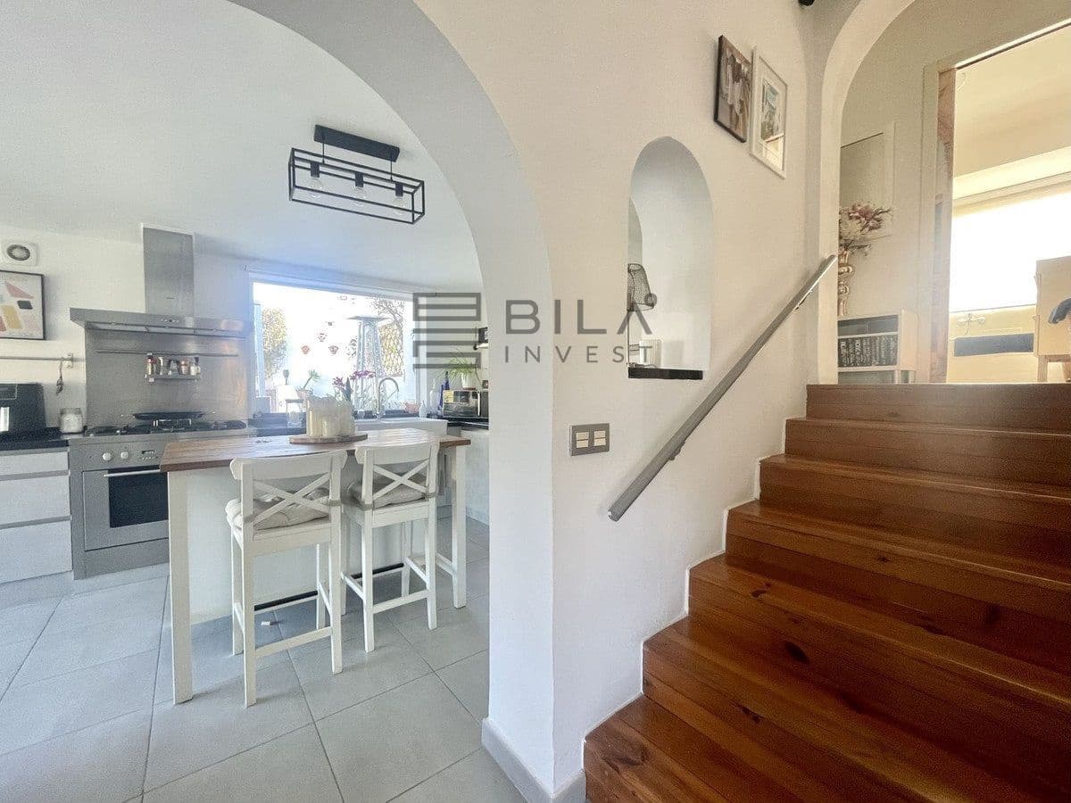3 bedroom Villa for sale in Cerro del Aguila with pool garage - € 599,000 (Ref: 9828214)