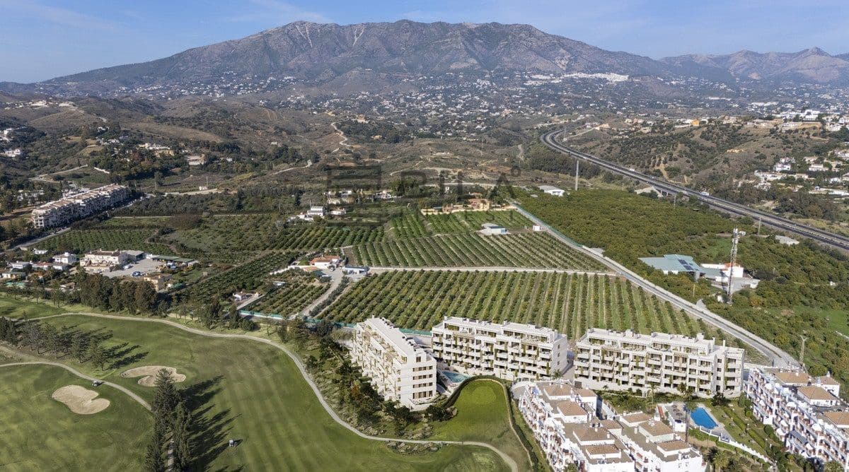1 bedroom Flat for sale in Mijas Golf with pool garage - € 258,000 (Ref: 9829926)