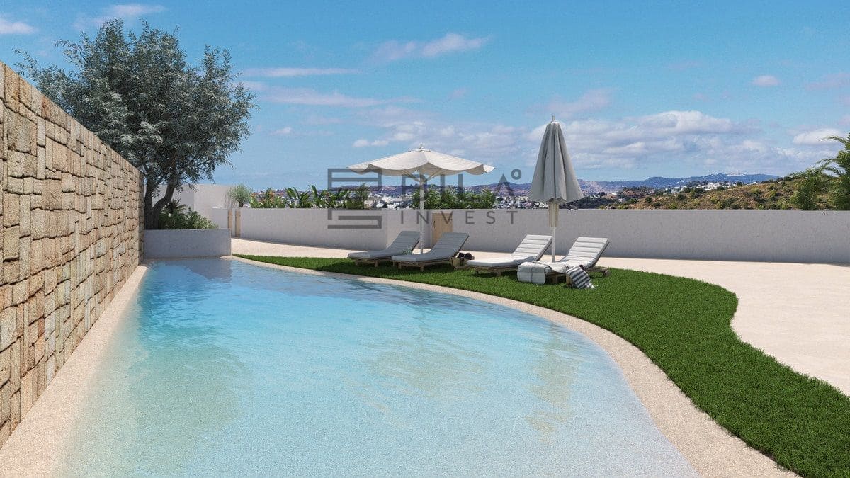 3 bedroom Flat for sale in Fuengirola with pool garage - € 350,000 (Ref: 9829930)