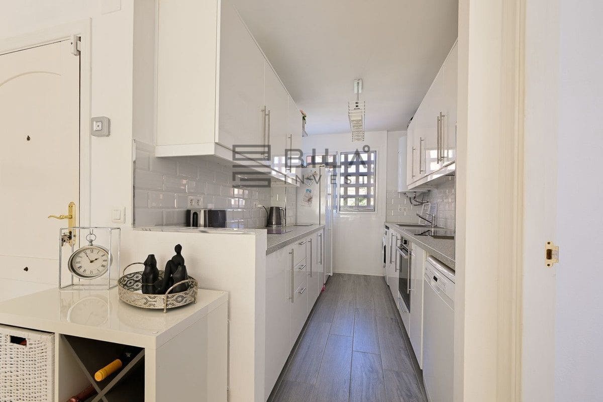 3 slaapkamer Penthouse te koop in Riviera del Sol met zwembad - € 395.000 (Ref: 9830221)