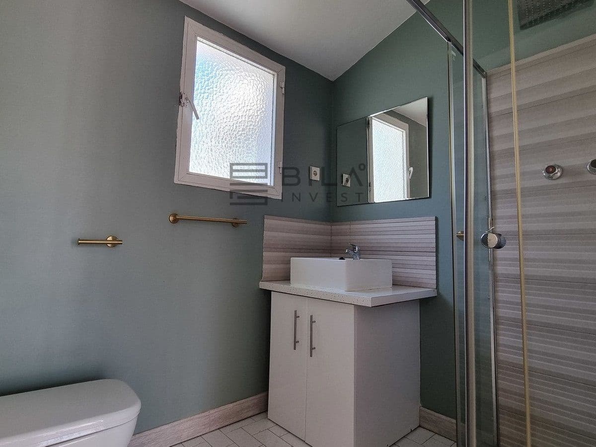 Casa de 2 habitaciones en Cerro del Aguila en venta con piscina - 285.000 € (Ref: 9832783)