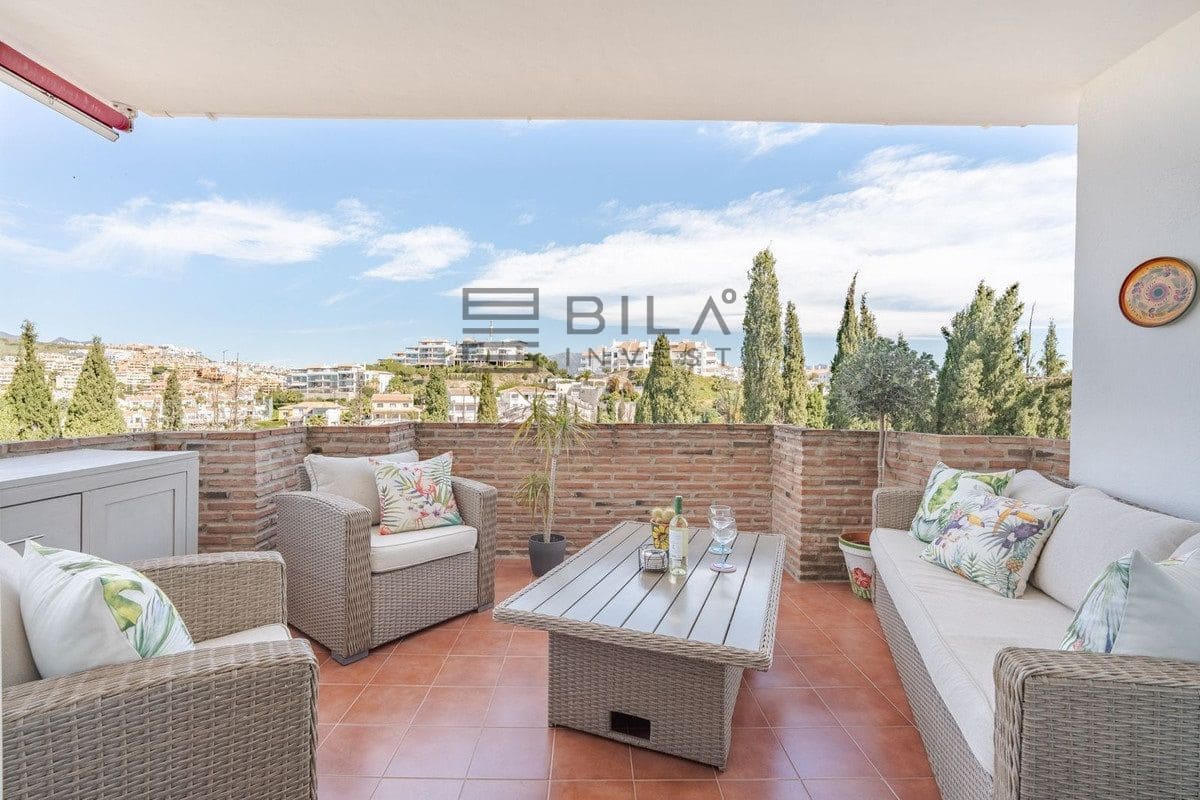 3 soveværelse Byhus til salg i Riviera del Sol - € 530.000 (Ref: 9832784)