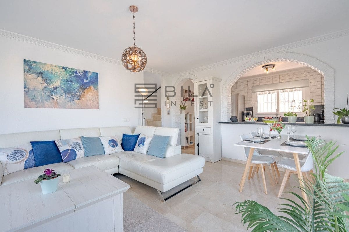 3 soveværelse Byhus til salg i Riviera del Sol - € 530.000 (Ref: 9832784)