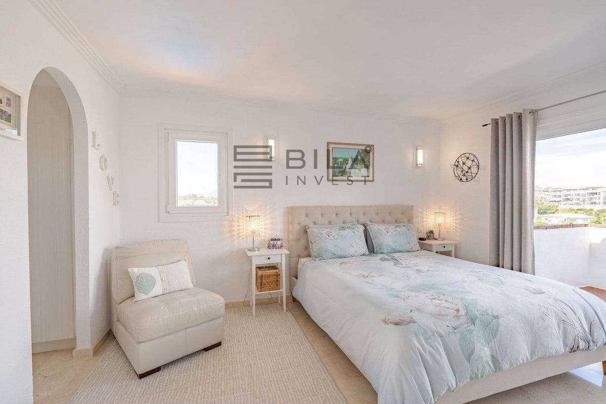 3 soveværelse Byhus til salg i Riviera del Sol - € 530.000 (Ref: 9832784)