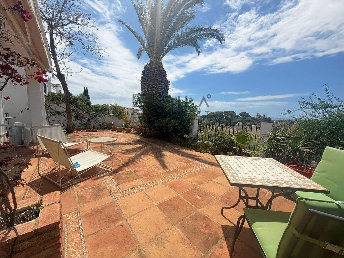 Casa de 3 habitaciones en Mijas en venta con piscina - 475.000 € (Ref: 9832785)