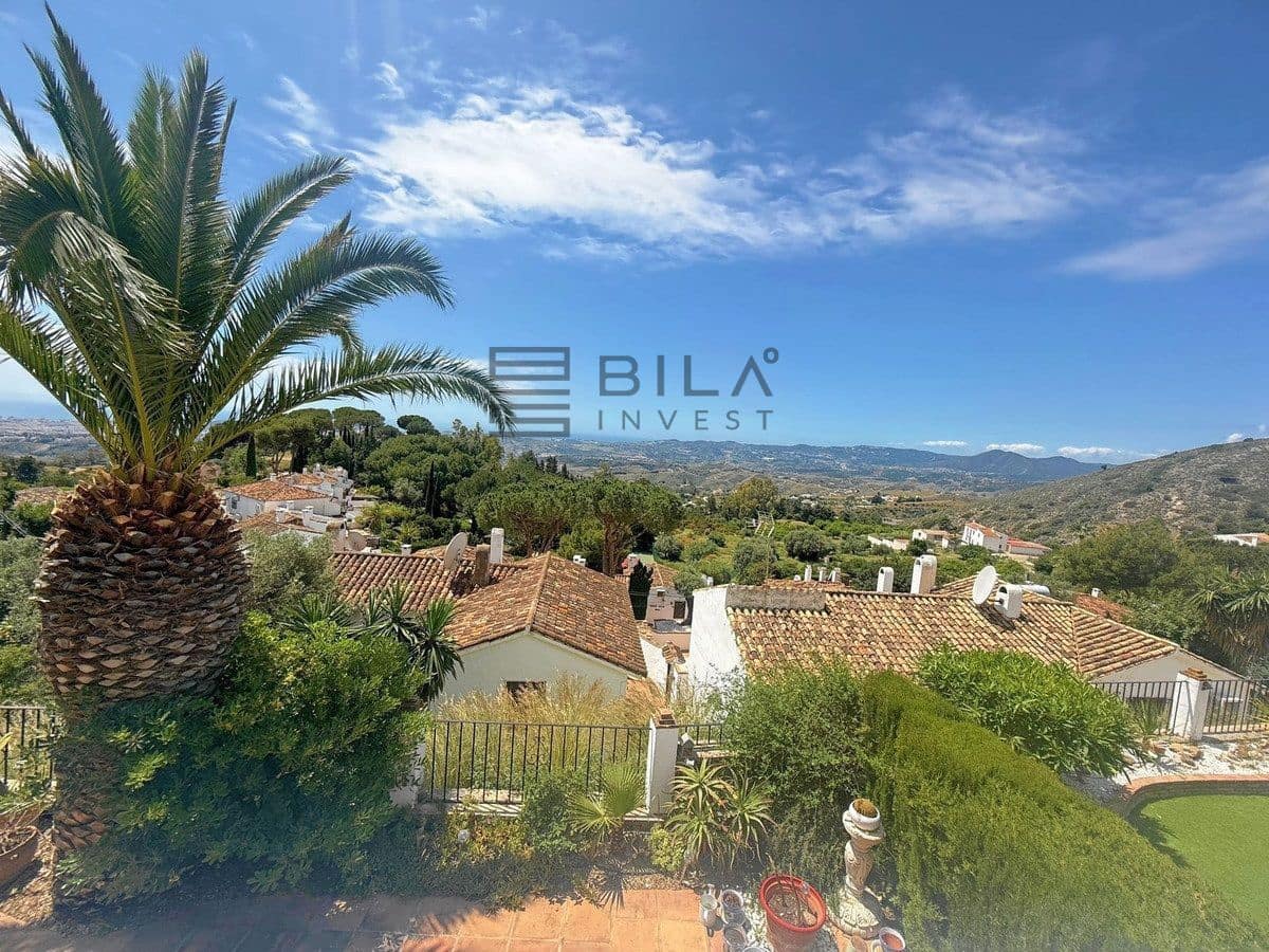 Casa de 3 habitaciones en Mijas en venta con piscina - 475.000 € (Ref: 9832785)