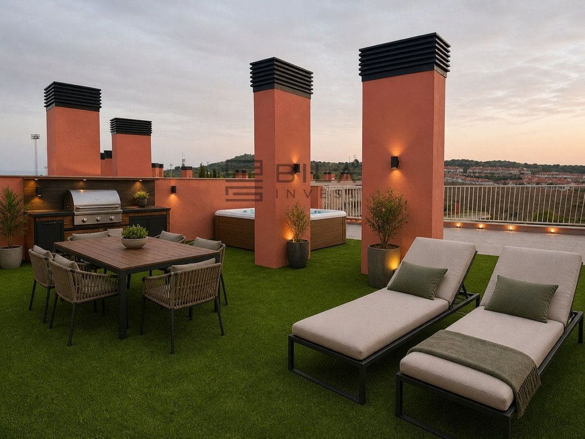 3 quarto Penthouse para venda em Mijas com piscina - 575 000 € (Ref: 9832786)