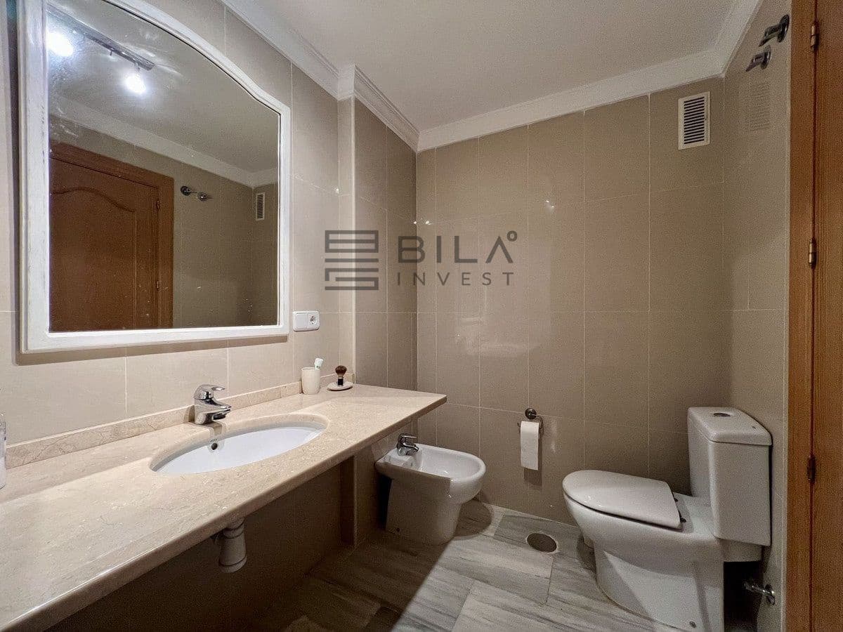 2 slaapkamer Flat te koop in La Cala Hills - € 345.000 (Ref: 9833044)