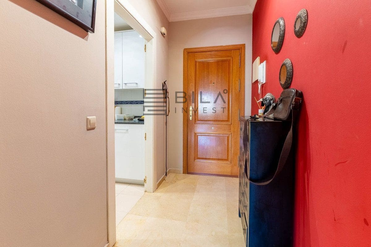 2 slaapkamer Flat te koop in La Cala Hills met zwembad garage - € 325.000 (Ref: 9833045)