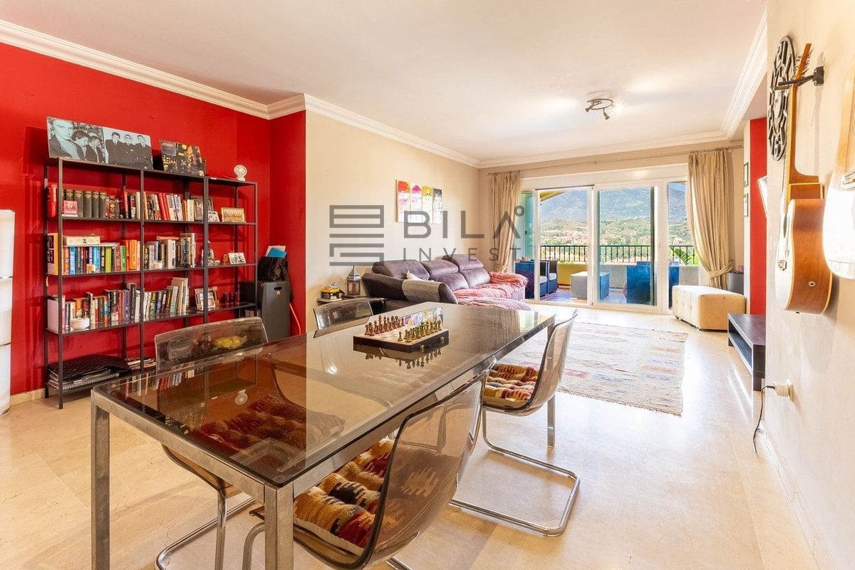 2 slaapkamer Flat te koop in La Cala Hills met zwembad garage - € 325.000 (Ref: 9833045)