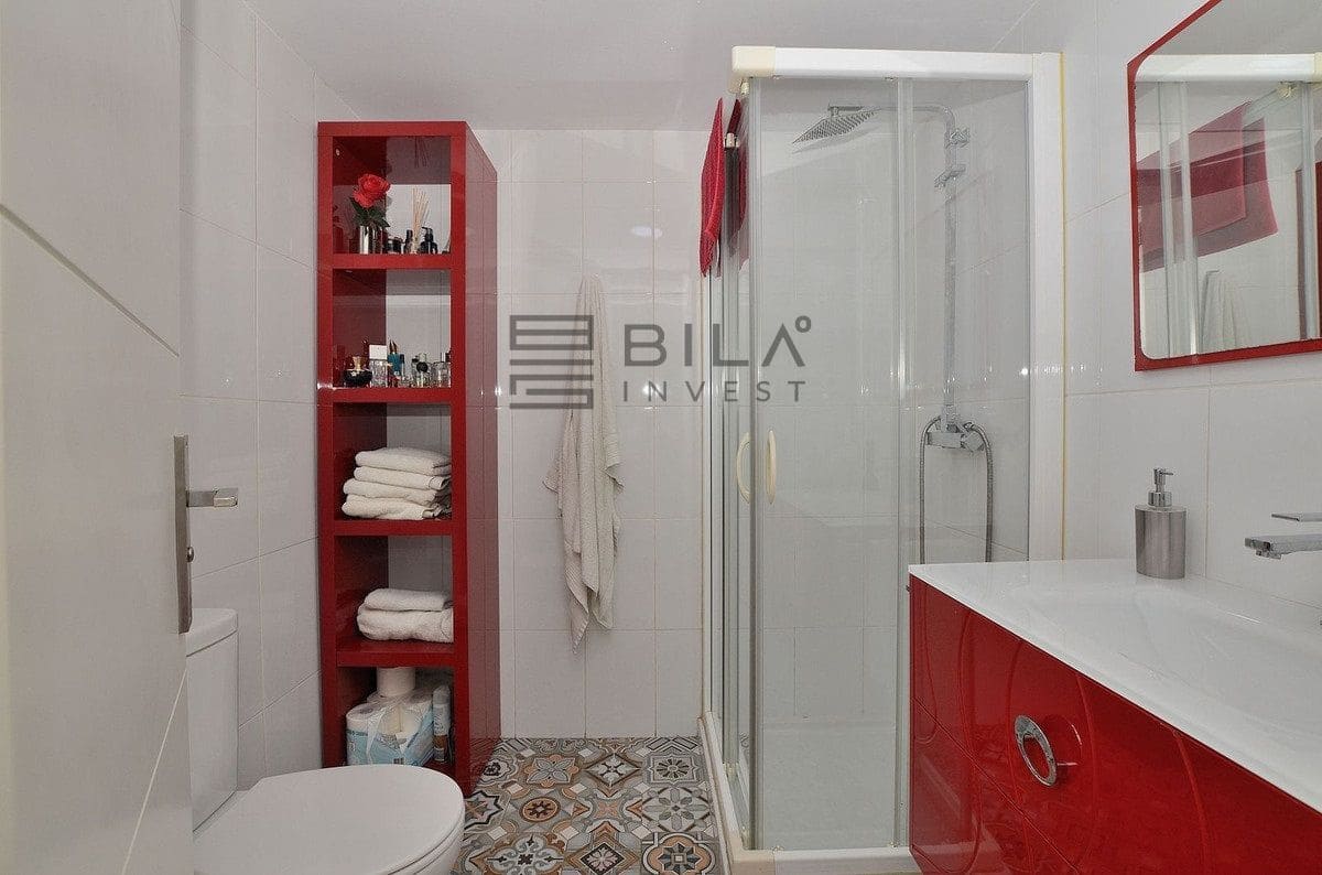 3 bedroom Penthouse for sale in Benalmadena with pool - € 639,000 (Ref: 9833046)