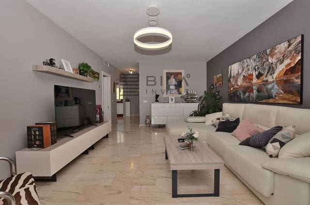 3 soveværelse Penthouse til salg i Benalmádena pueblo, Benalmádena med swimmingpool - € 639.000 (Ref: 9833046)