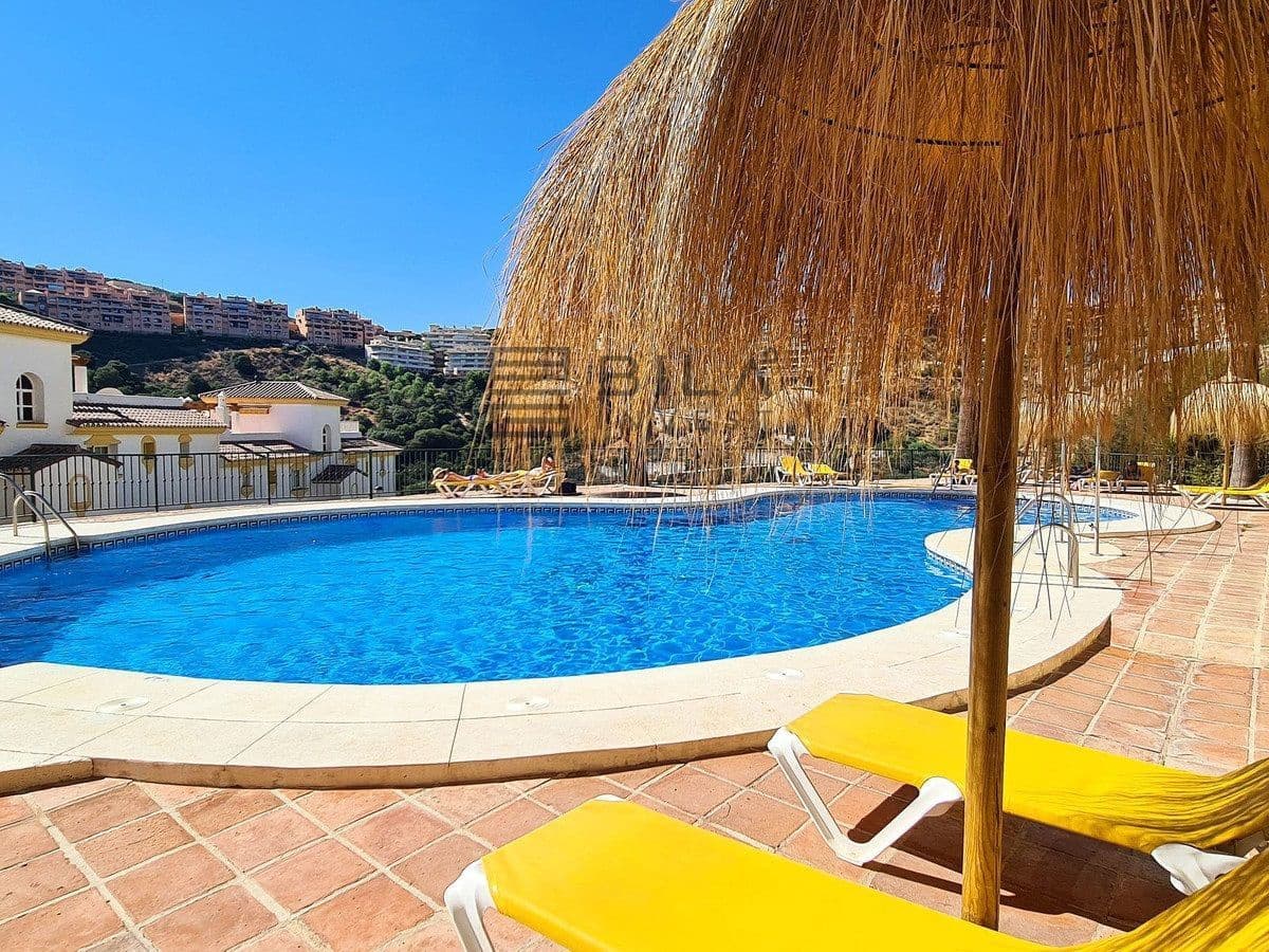 3 Zimmer Wohnung zu verkaufen in Calahonda mit Pool Garage - 369.000 € (Ref: 9833047)