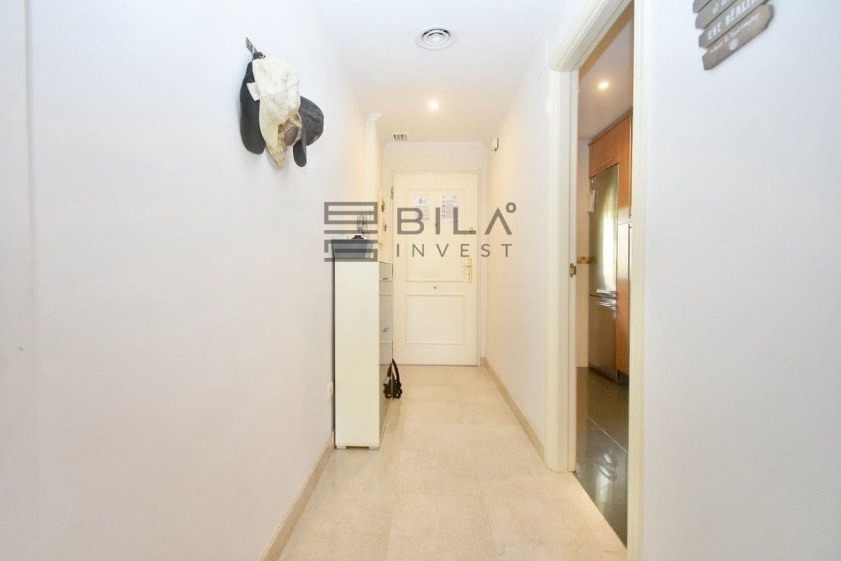 2 soverom Leilighet til salgs i La Cala de Mijas med svømmebasseng garasje - € 285 000 (Ref: 9833048)