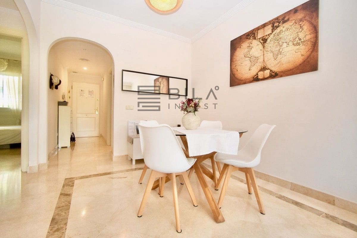 2 soverom Leilighet til salgs i La Cala de Mijas med svømmebasseng garasje - € 285 000 (Ref: 9833048)