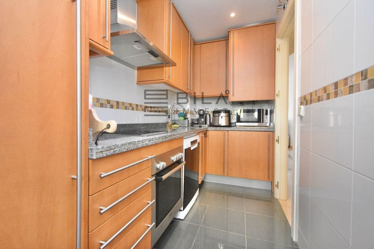 2 soverom Leilighet til salgs i La Cala de Mijas med svømmebasseng garasje - € 285 000 (Ref: 9833048)