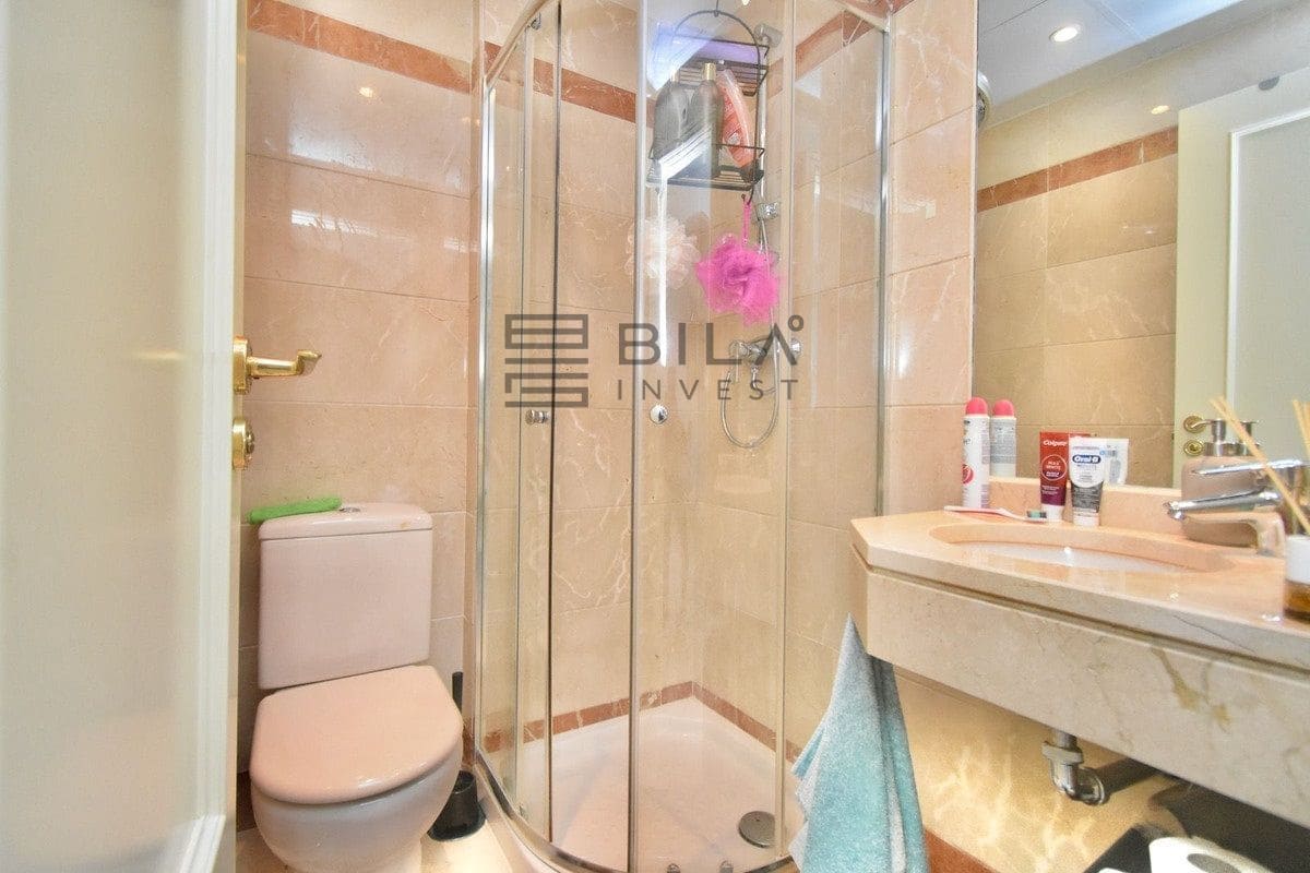 2 soverom Leilighet til salgs i La Cala de Mijas med svømmebasseng garasje - € 285 000 (Ref: 9833048)