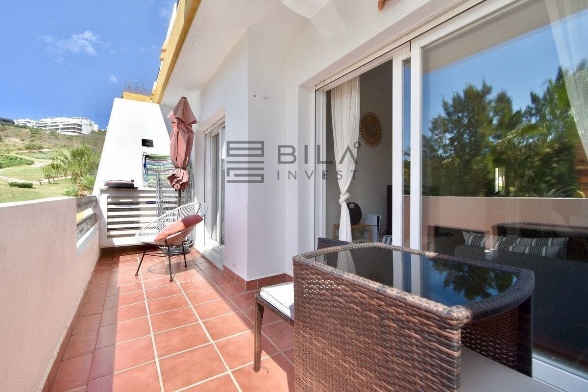 2 soverom Leilighet til salgs i La Cala de Mijas med svømmebasseng garasje - € 285 000 (Ref: 9833048)