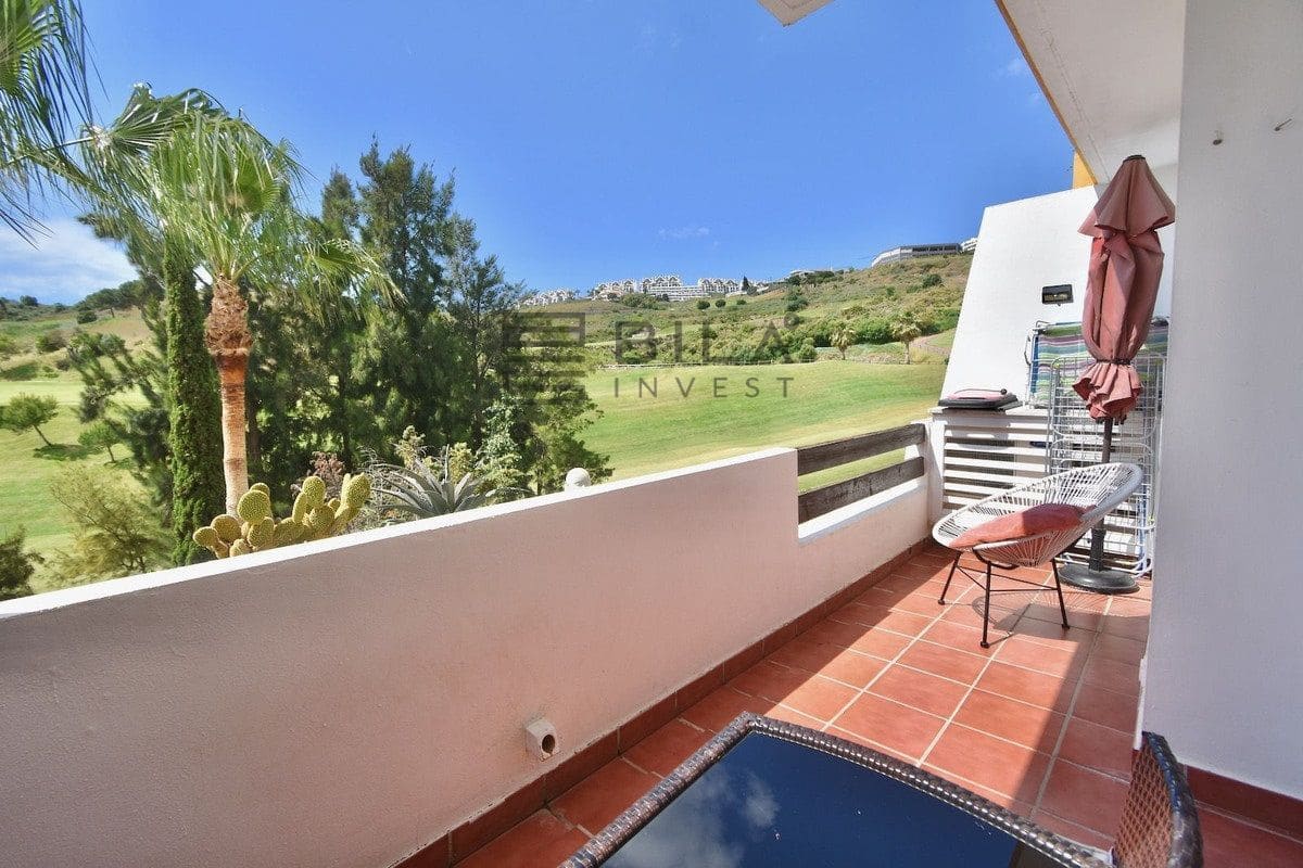 2 soverom Leilighet til salgs i La Cala de Mijas med svømmebasseng garasje - € 285 000 (Ref: 9833048)