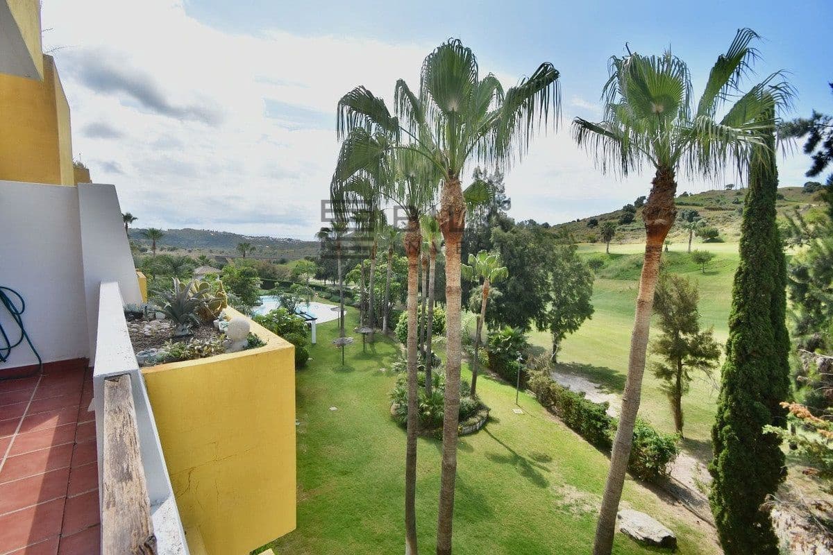 2 soverom Leilighet til salgs i La Cala de Mijas med svømmebasseng garasje - € 285 000 (Ref: 9833048)